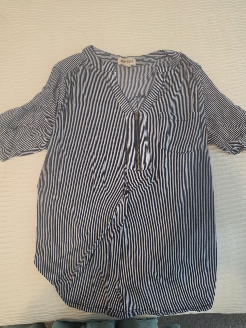 Blue Mood Size Medium Blue Stripe Zip-Front Women's Top